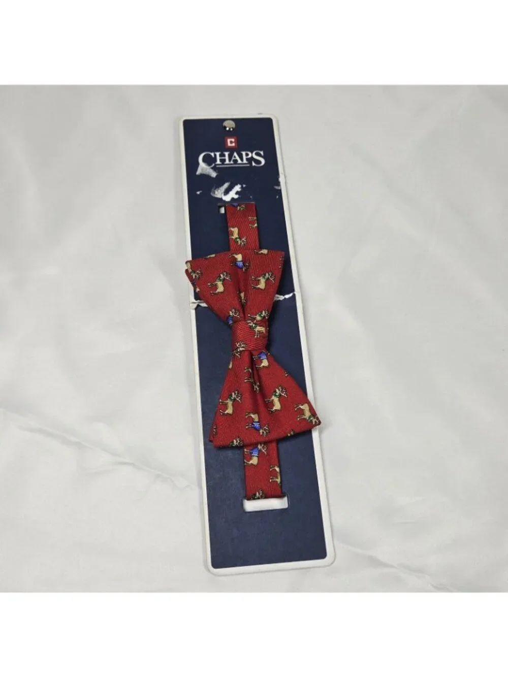 Mens Chaps Christmas Bow Tie Red with Reindeer NEW MSRP $38.00 ~ Bowtie